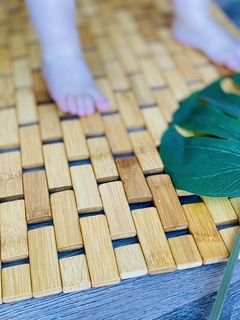 Alfombra de baño flexible de bambú