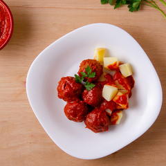 Albóndigas estofadas con papas. Plato 450 gr. - Chefexprés