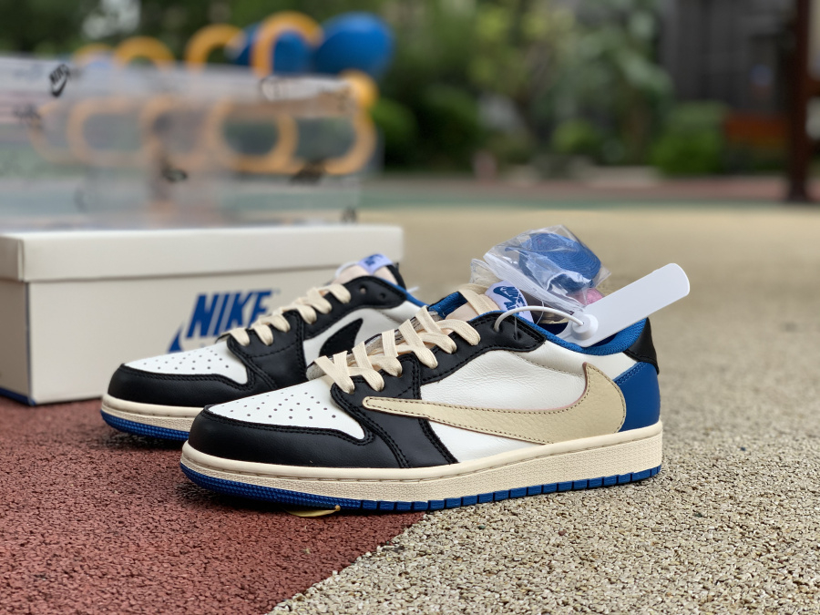 Travis scott store nike jordan low