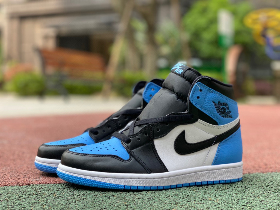 Jordan 1 blue black toe sales