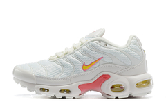 Air Max Plus TN White Pink na internet