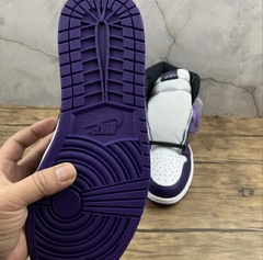 Air Jordan 1 High "Court Purple 2.0 na internet