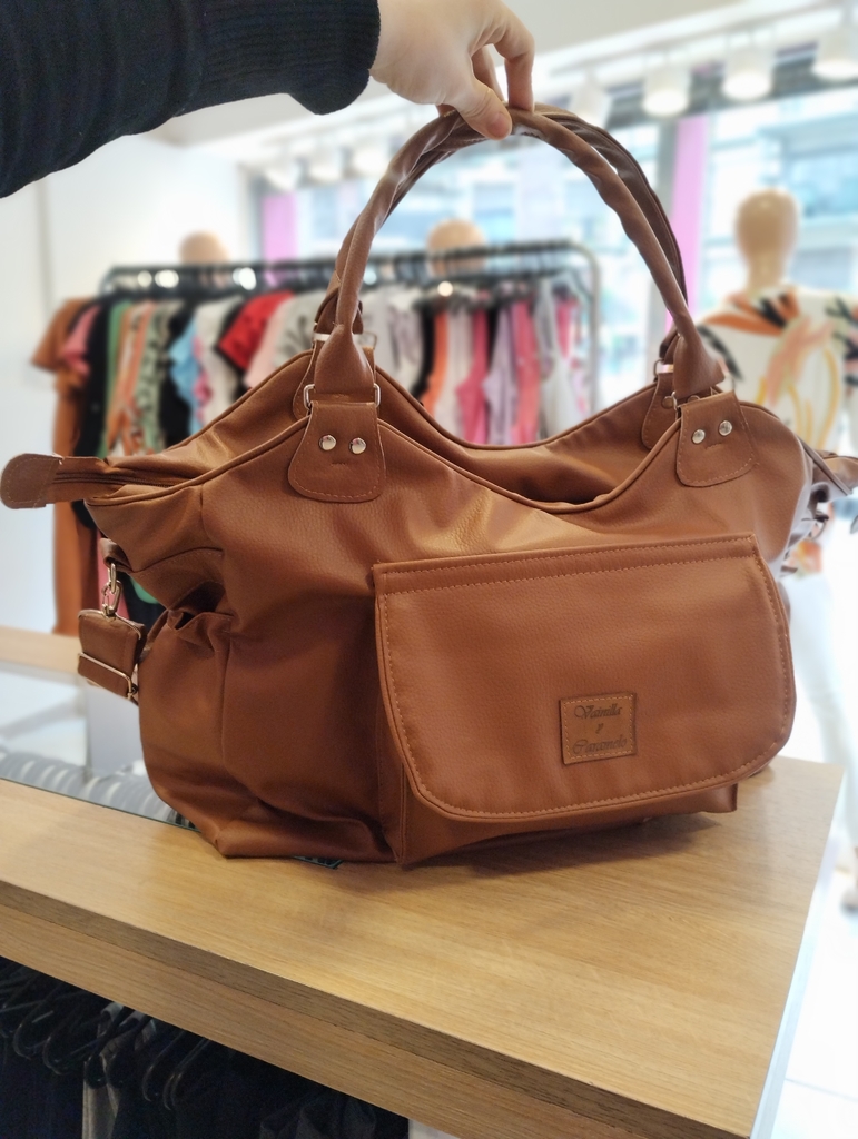 Bolsos maternales de cuero on sale