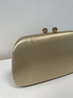 Bolsa Festa Clutch Cetim Dourada - Clutch Me