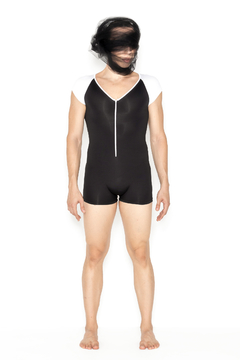 Roupa de Ballet para Homem - Comprar Roupa de Ballet Online - Roupas de Ballet para Homens – Comprar Roupas Masculinas de Ballet - Loja de Ballet Online - Roupa Masculina de Ballet - Macaquinho Gargô - Macaquinho Meia Manga Recorte Costas Zíper Frontal Co