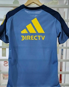 Imagen de remera entrenamiento azul y amarilla 2025