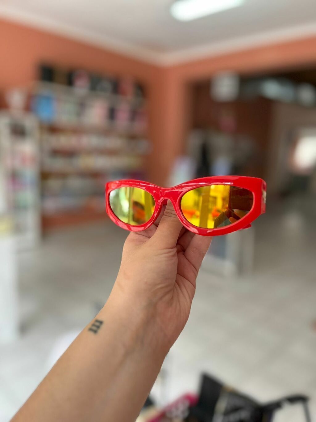 Anteojos de online sol rojos
