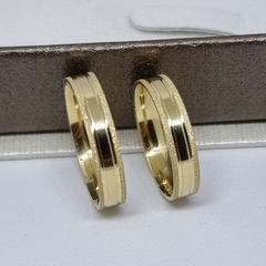 Aliança Casamento/Noivado reta ouro 18k 4mm - comprar online