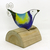 Pássaro em vidro esmaltado e arame em base de madeira rústica da 2Pontos