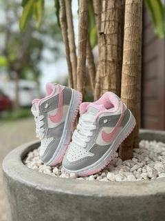 Imagem do TENIS NIKE DUNK ROSA - 20 AO 25