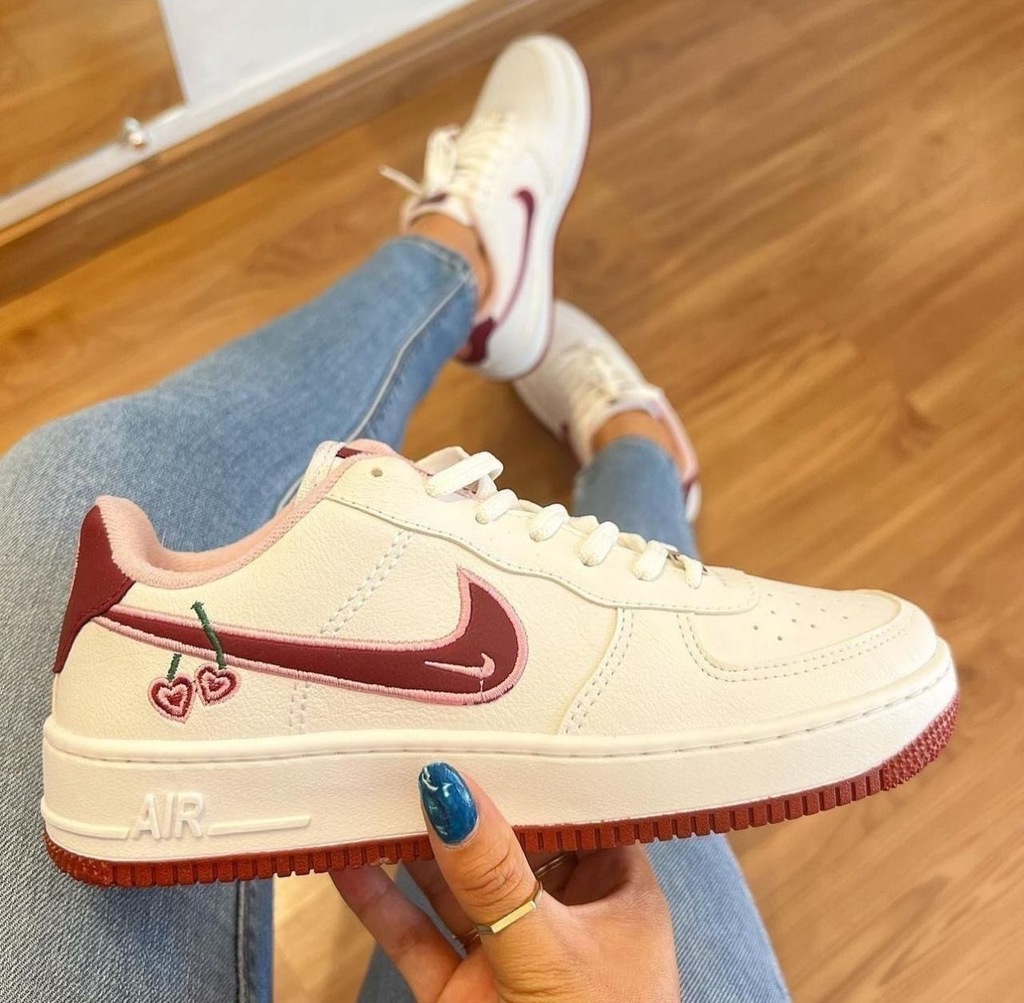 Nike Air Force Valentine Day Donna Cerejinha