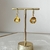 Brinco Flor de gancho banhado com ouro 18k - comprar online