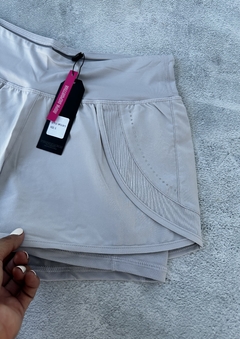 SHORT CON CALZA I RUN DAMA - comprar online