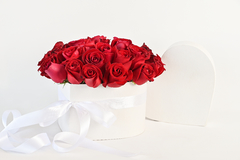 corazon amor 25 rosas + 8 bombones - Floreria Cristina Ramundi