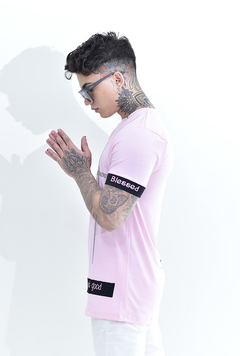 Camiseta Gola O Rosa com Strass - comprar online