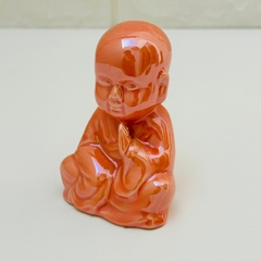 Buda em Cerâmica 9cm Prece - Laranja - loja online