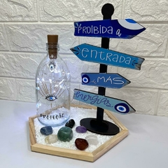 Kit PROTEÇÃO E BOAS ENERGIAS I (4 itens) - Jardim Zen Hex, Garrafa LED Raios, Kit 7 Chakras Rolado, Seta de Mesa - MARA ROCHA DECORAÇÃO