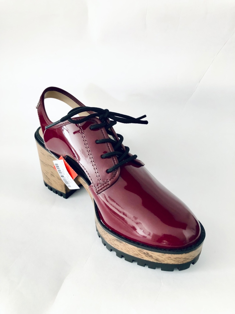 Sapato envernizado on sale