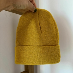 Gorro Mostaza Liso (ER7432)