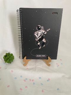 Caderno Astronauta Colegial - 10 Matérias