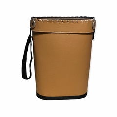 Imagen de Bolso Porta equipo de mate matero de ecocuero con tapa y correa vegano CrueltyFree