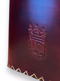 Canasta matera de cuero con división interna seleccion argentina AFA - comprar online
