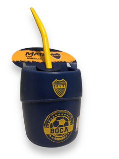 Mate plastico de Boca Juniors con bombilla de resorte y packaging