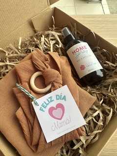 BOX: MANTITA CON TRAPITO DE APEGO & PERFUMITO PARA ROPA! - Mamá Creativa