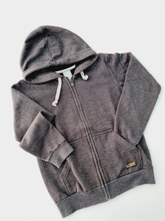 CAMPERA GRIS MARCA MIMO TALLE 10