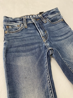 JEAN CHUPIN MARCA DENIM TALLE 3-4 AÑOS - comprar online