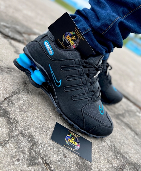 NIKE SHOX NZ 4 MOLAS - PRETO/AZUL BEBÊ