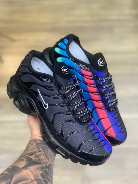 Nike air hotsell max dolce 2002