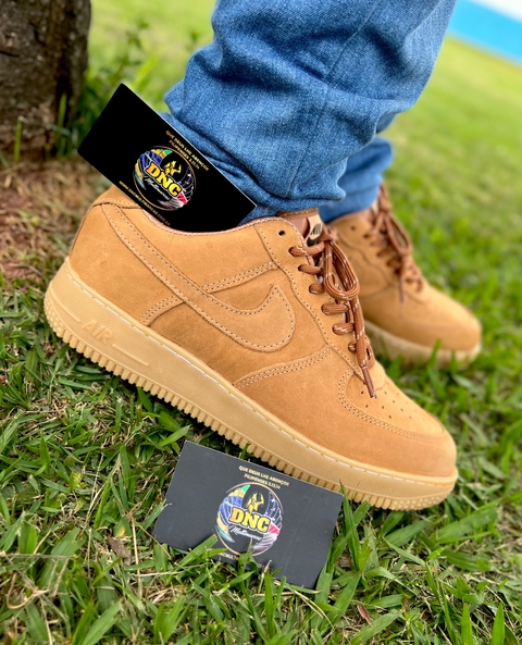 Nike air force cheap 1 preto e marron