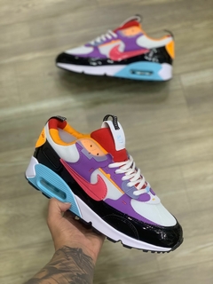 NIKE AIR MAX 90 FUTURA - COLORIDO EXCLUSIVO-EDIÇÃO LIMITADA