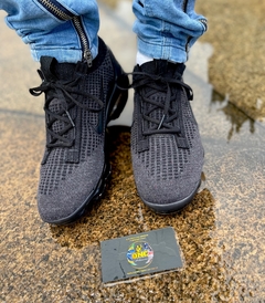 Vapormax sales wide feet