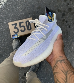 ADIDAS YEEZY BOOST 350 V2 - BRANCO/REFLETIVO