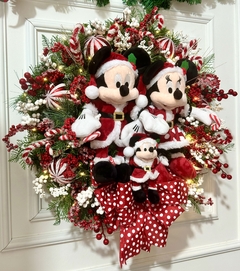 Imagem do Guirlanda de Natal Disney família c/ menino e luzes - 60cm