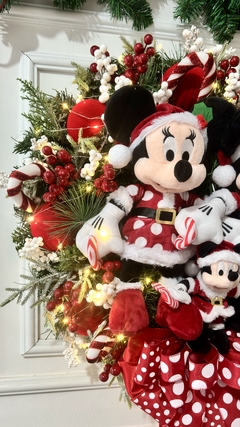 Guirlanda de Natal Disney família c/ menino e luzes - 60cm - comprar online