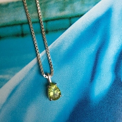 Image of Peridoto Gota Ponto de Luz em Prata