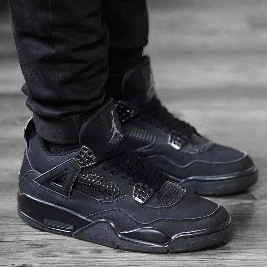 Nike Air Jordan 4 Black Cat - Comprar en sneakershop