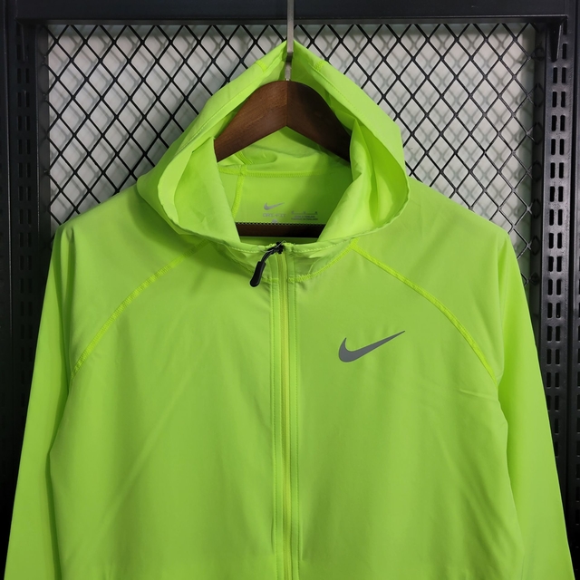 Corta Vento - Nike Night Running Verde Fluorescente