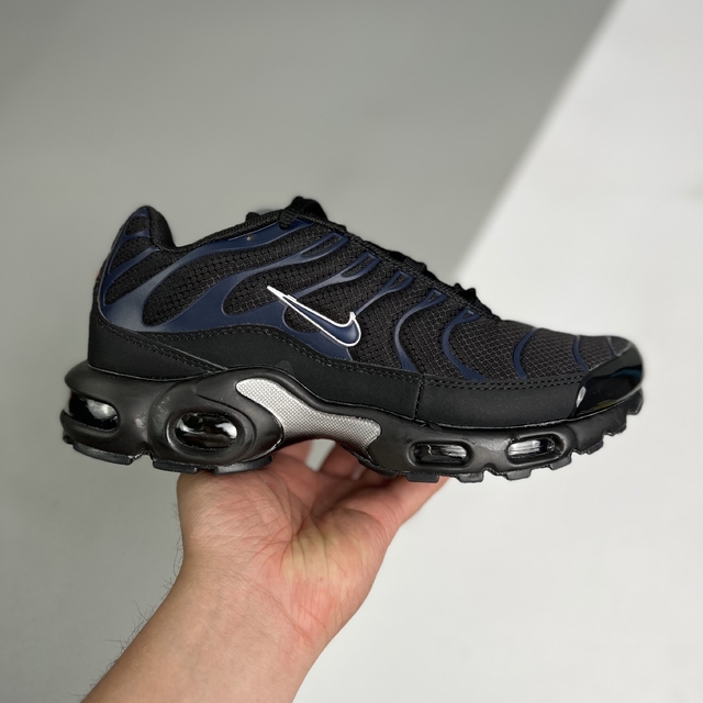 Tênis Nike Air Max Plus TN (Preto e Azul)