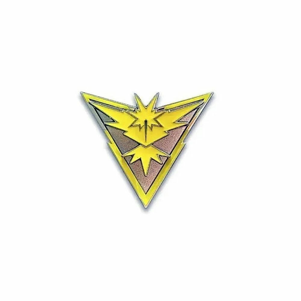 Box de Cartas - Pokémon GO - Equipe Valor - Broche - 38 Cartas - Copag