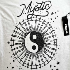 Remera Mistic White - comprar online