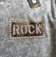 Remera V Litle Rock Nevada PREMIUM