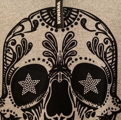 Buzo Hoodie Skull Stars Tachas - comprar online