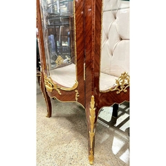 Vitrine Estreita Classica Pés Luiz XV Luxo Alto Padrão - LUXdécor