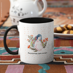 Caneca Pariremos Com Amor alça e interior coloridos - XiqueXique