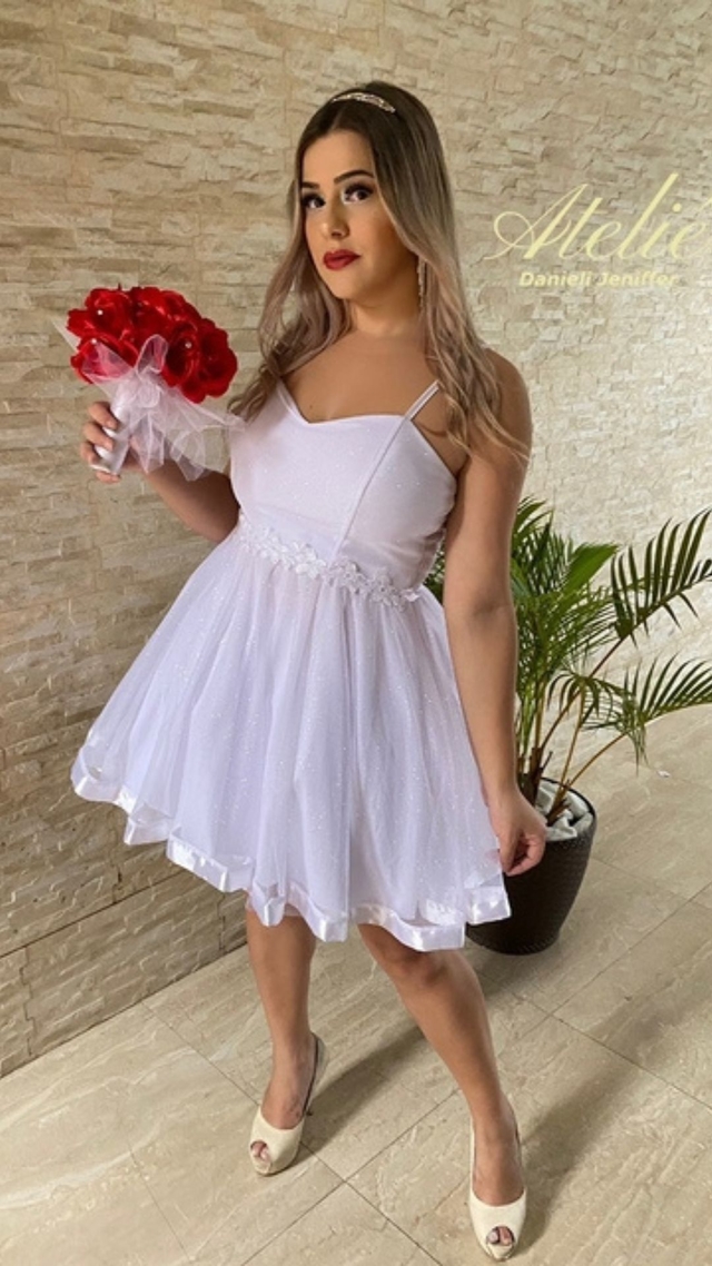 Vestido para casamento no civil noiva pré wedding noivado curto branco de  alcinha rodado