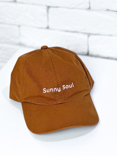 Bone estonado “Sunny Soul” marrom - comprar online